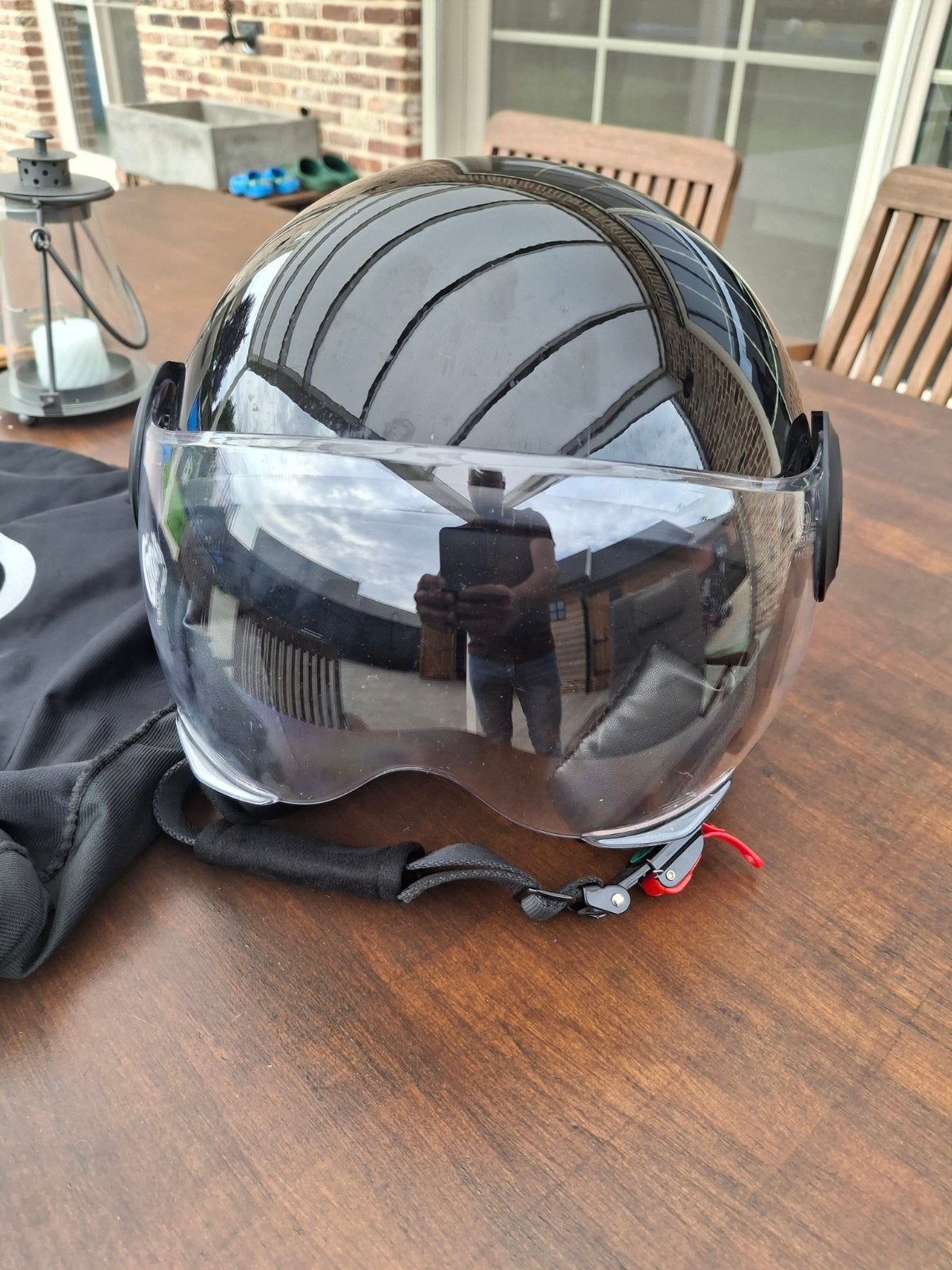Helm maat L, Ophalen
