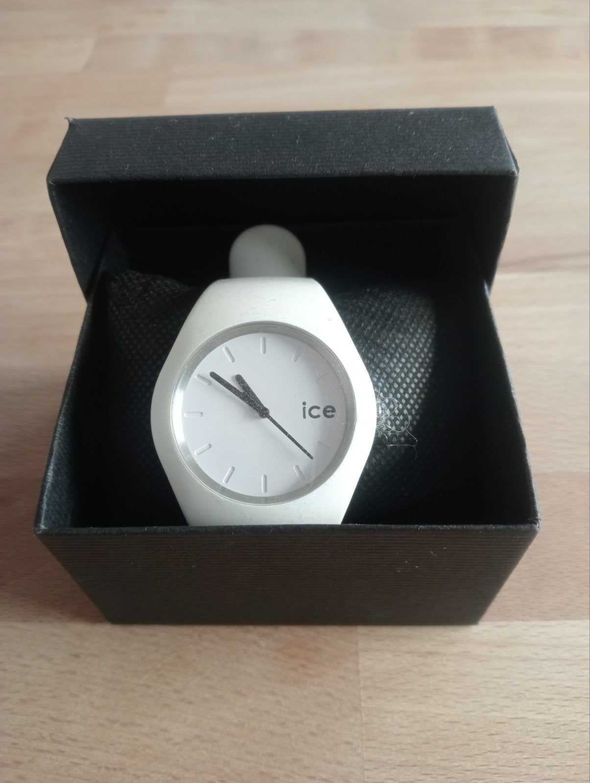 montre ICE, Bijoux, Sacs & Beauté, Montres | Femmes, Montre-bracelet, Autres marques, Enlèvement ou Envoi, Comme neuf