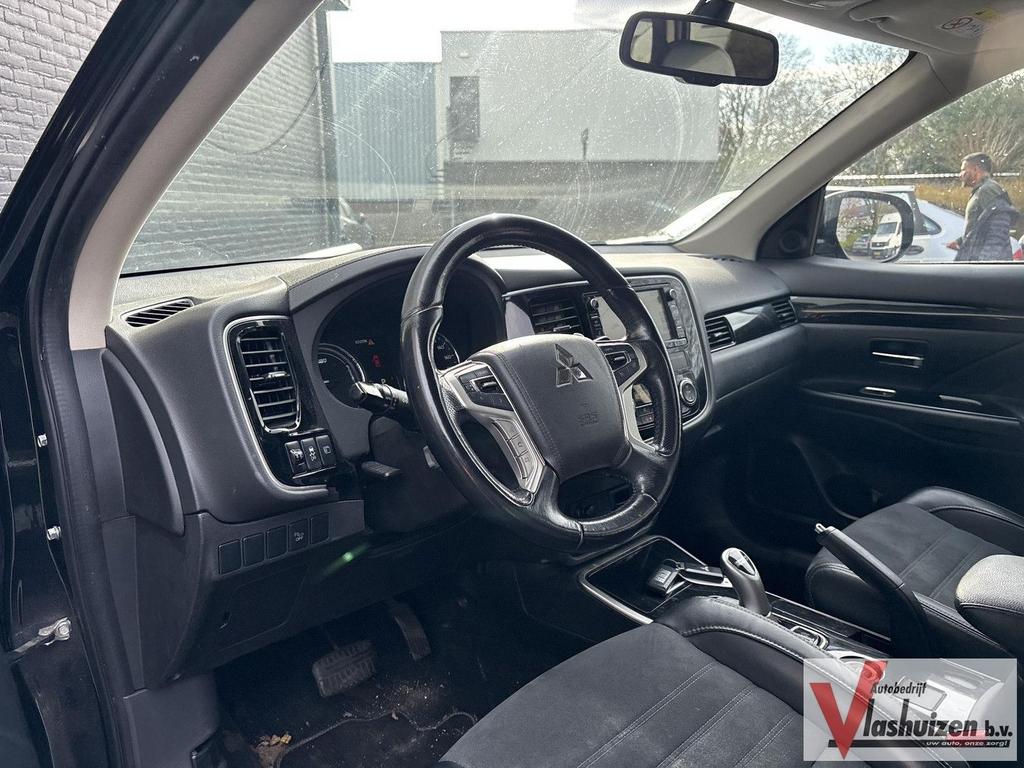 Mitsubishi Outlander 2.0 PHEV Business Edition | Leder | Cli, Auto's, Mitsubishi, Zwart, Zwart, Bedrijf, SUV of Terreinwagen