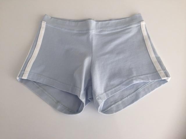 Short maat 146 - 152, Enfants & Bébés, Vêtements enfant | Taille 146, Enlèvement ou Envoi, Comme neuf, Fille, Pantalon