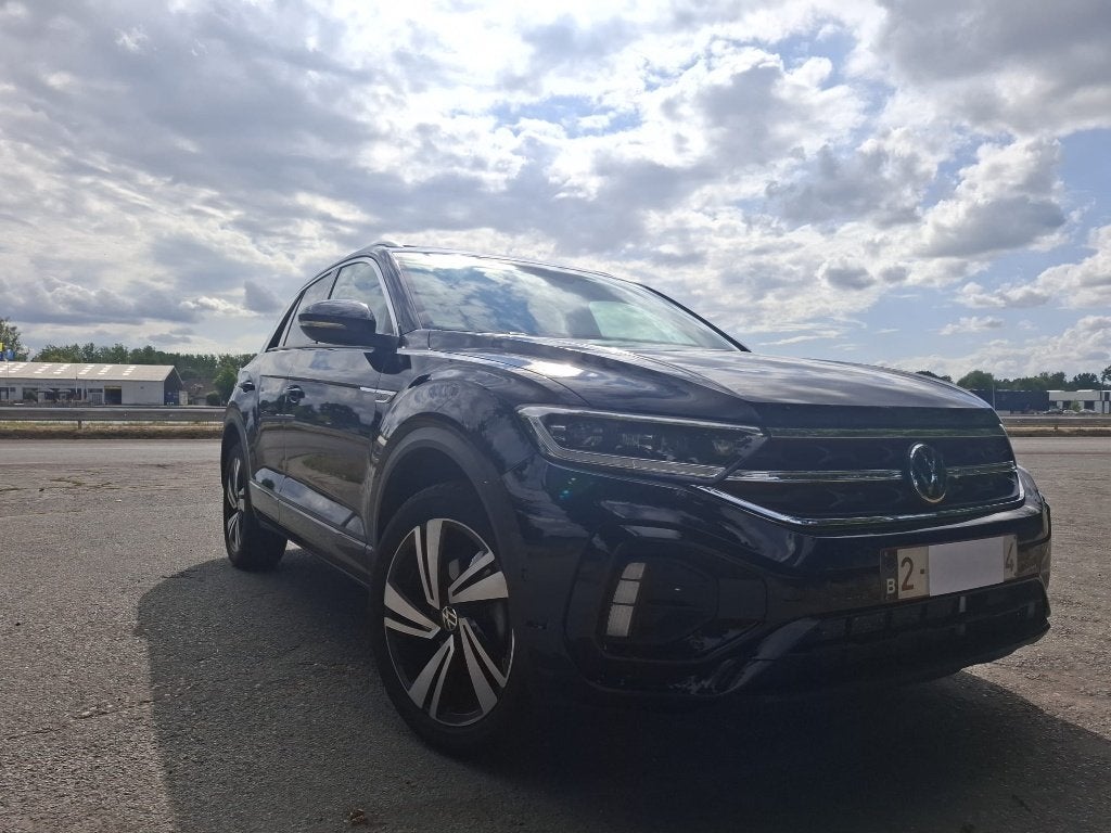 Volkswagen T-ROC - 02/2026 - 1.5 TSI R-Line + ATTELAGE, Autos, Euro 6, 5 portes, Automatique, Particulier