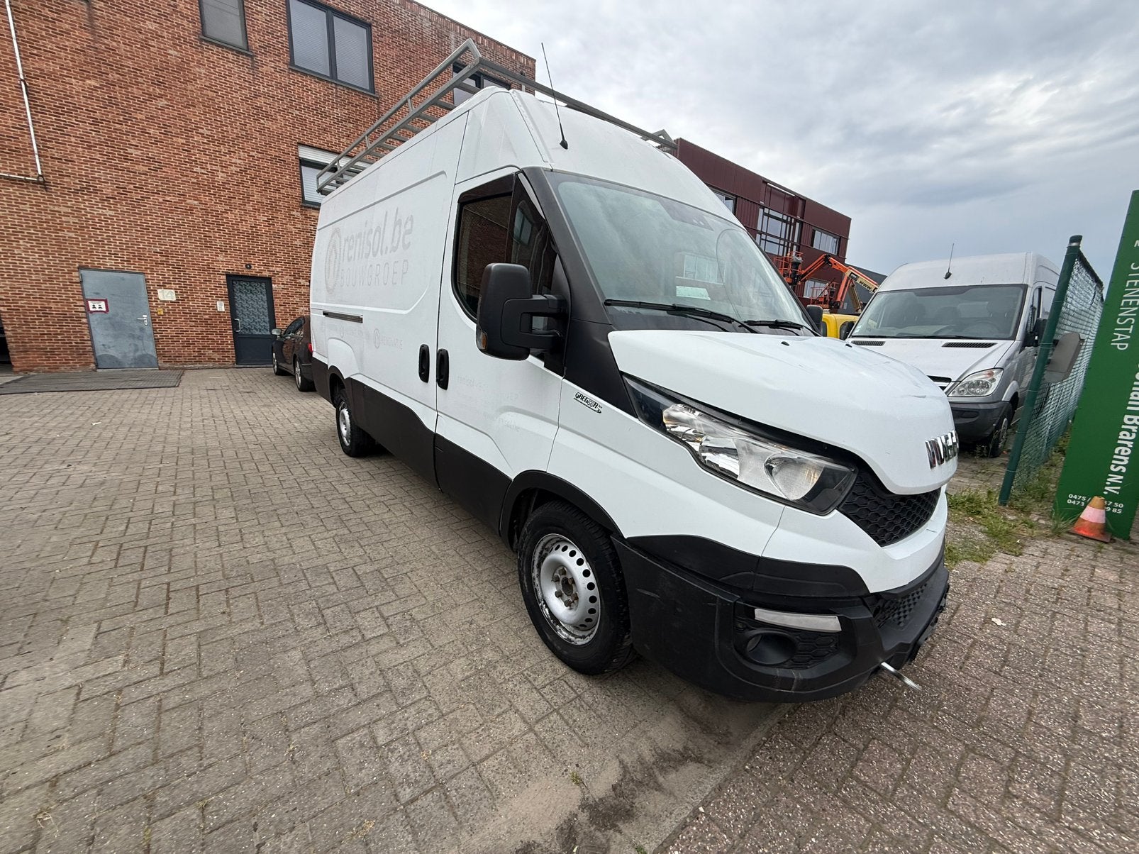 Iveco daily 35S150 2.3hpi 145pk L2H2, Auto's, Bestelwagens en Lichte vracht, Euro 5, Iveco, Diesel, Particulier