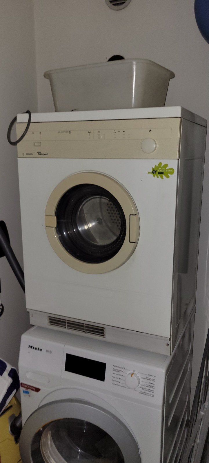 Gratis droogkast whirlpool, Ophalen