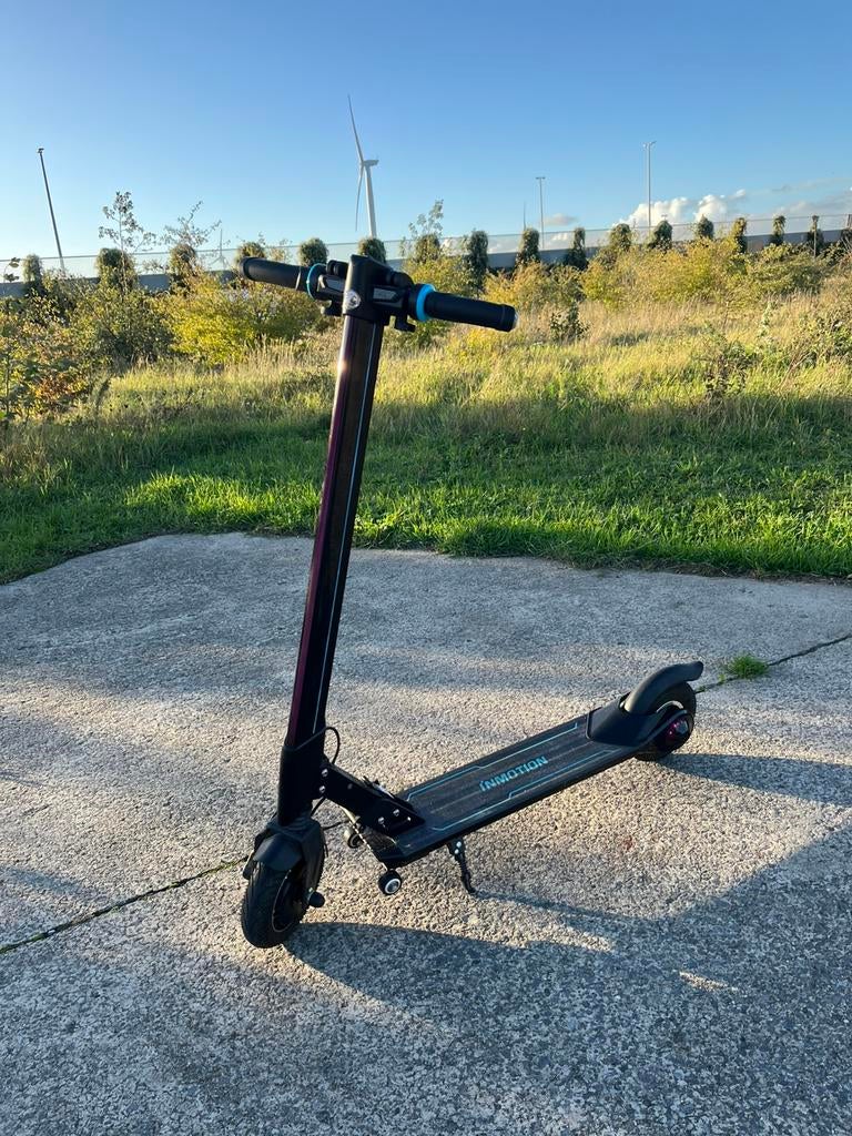 Elektrische step, Fietsen en Brommers, Steps, Ophalen, Zo goed als nieuw, Elektrische step (E-scooter)