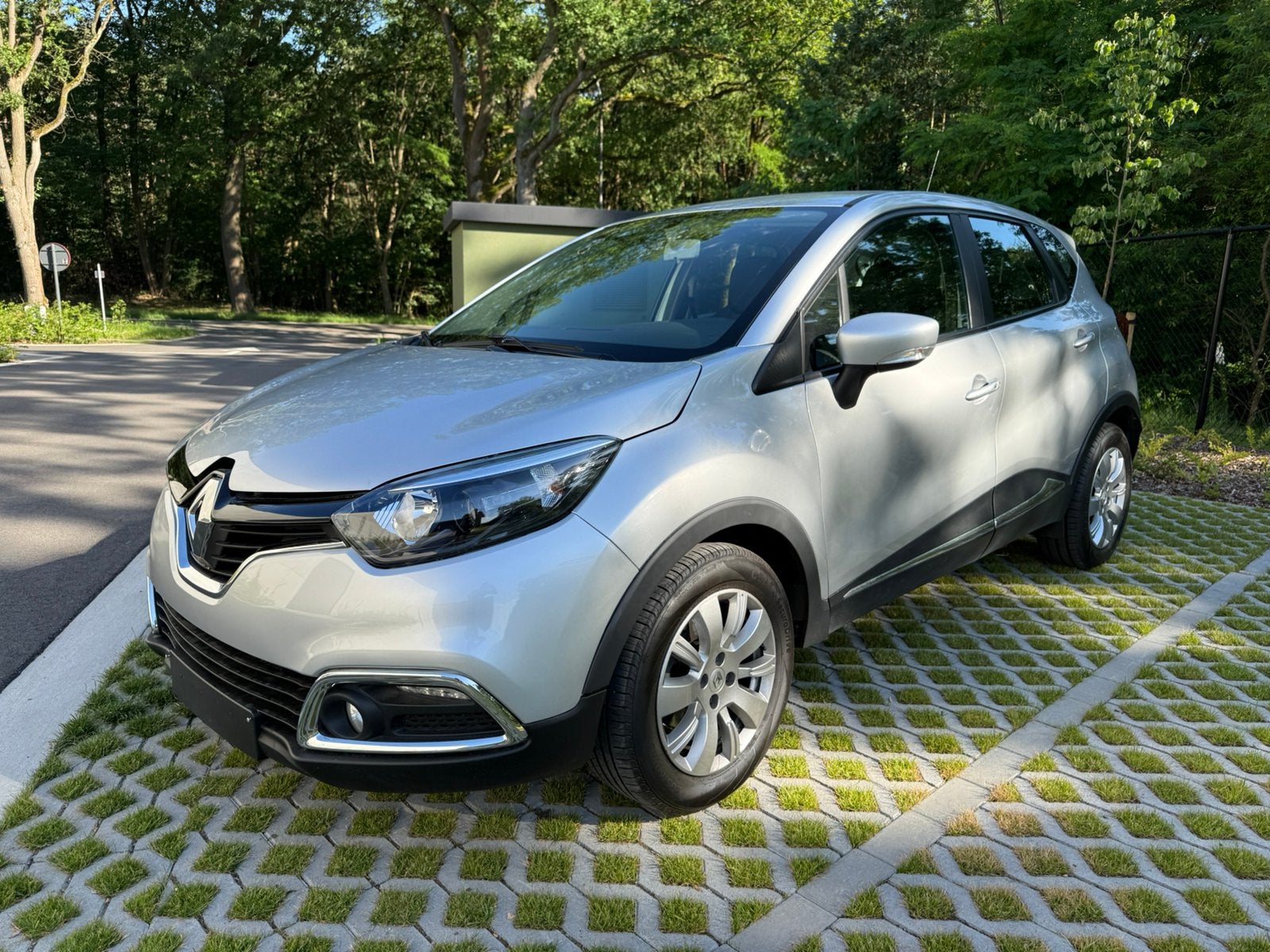 Renault Captur 1.2i Tce 2014 86000km Automaat Airco Gekeurd, Stof, Zwart, Particulier, Zilver of Grijs