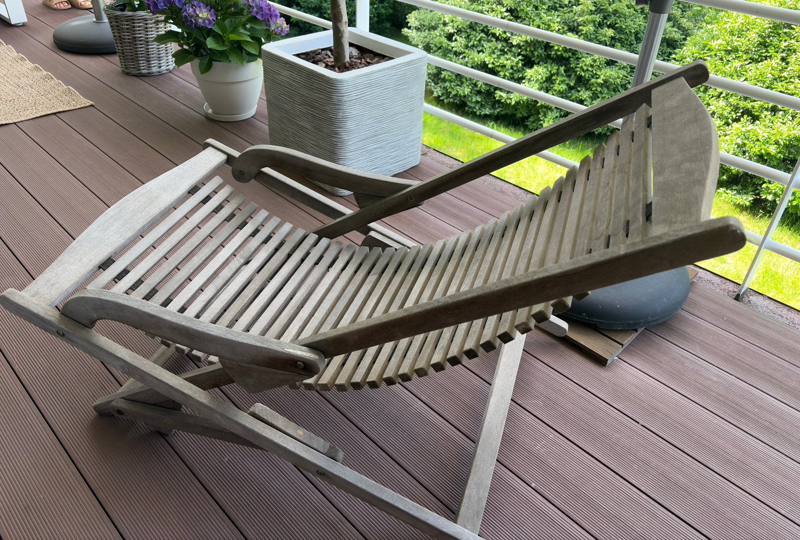 Relaxstoel in teak hout, Ophalen, Zo goed als nieuw, Hout