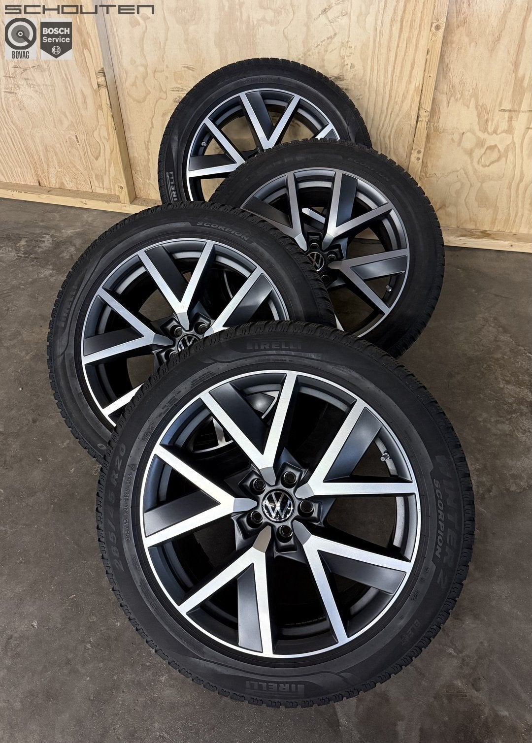 Origineel 20" Volkswagen Touareg Winterset, Autos : Pièces & Accessoires, Pneus & Jantes, Pneus et Jantes, Véhicule de tourisme