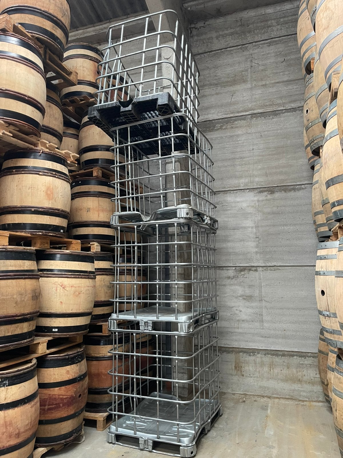 Cages Ibc 1000l, Jardin & Terrasse, Bois de chauffage, Enlèvement ou Envoi, Bûches