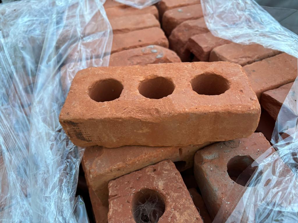 Rodelandse gevelsteen, Doe-het-zelf en Bouw, Metselstenen, Ophalen, Nieuw