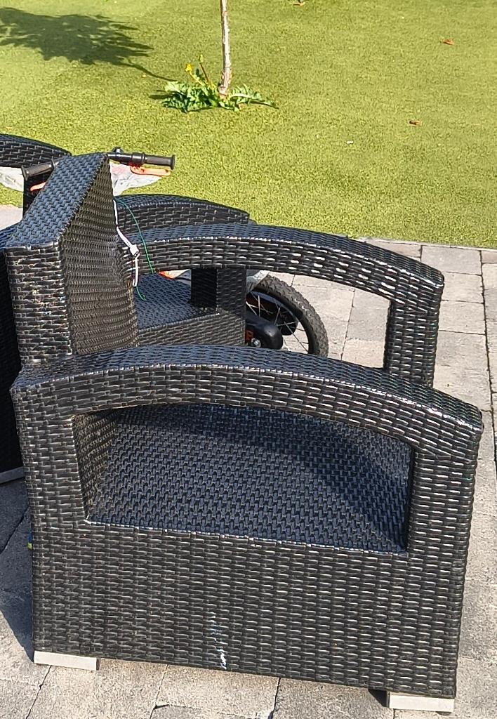 8 tuinzetels met kussens - €300 voor het volledige lot, Ophalen, Zo goed als nieuw