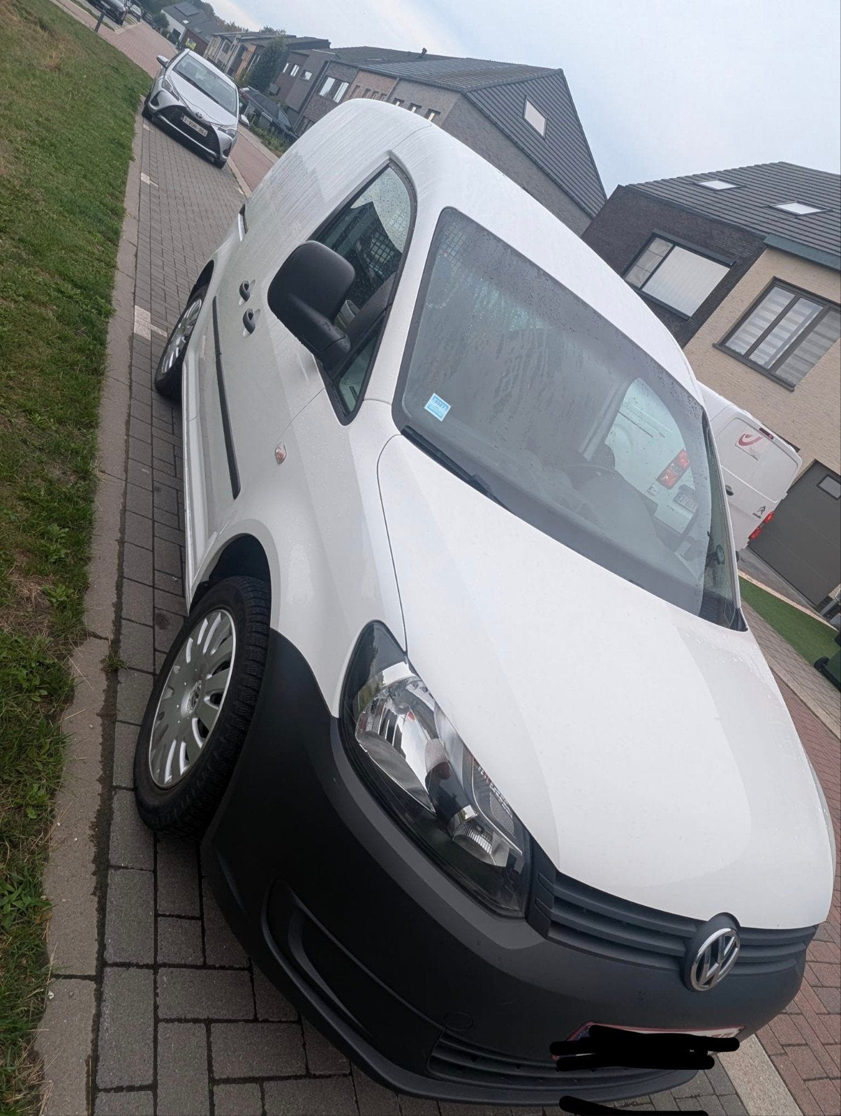 vw caddy 1.6 tdi, perfecte staat. Airco,trekhaak,.., Voorwielaandrijving, Euro 5, 1600 cc, Leder en Stof