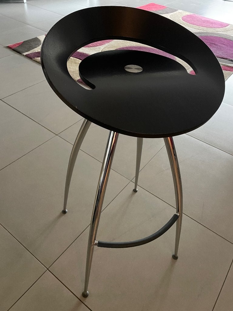 Tabouret de bar MAGIS Lyra couleur noyer 2 pièces, 2 tabourets, Enlèvement, Utilisé, Bois