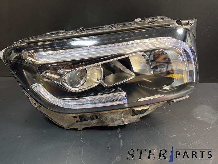 Phare droit d'un Mercedes GLB-Klasse, Autos : Pièces & Accessoires, 3 mois de garantie, Utilisé, -, -