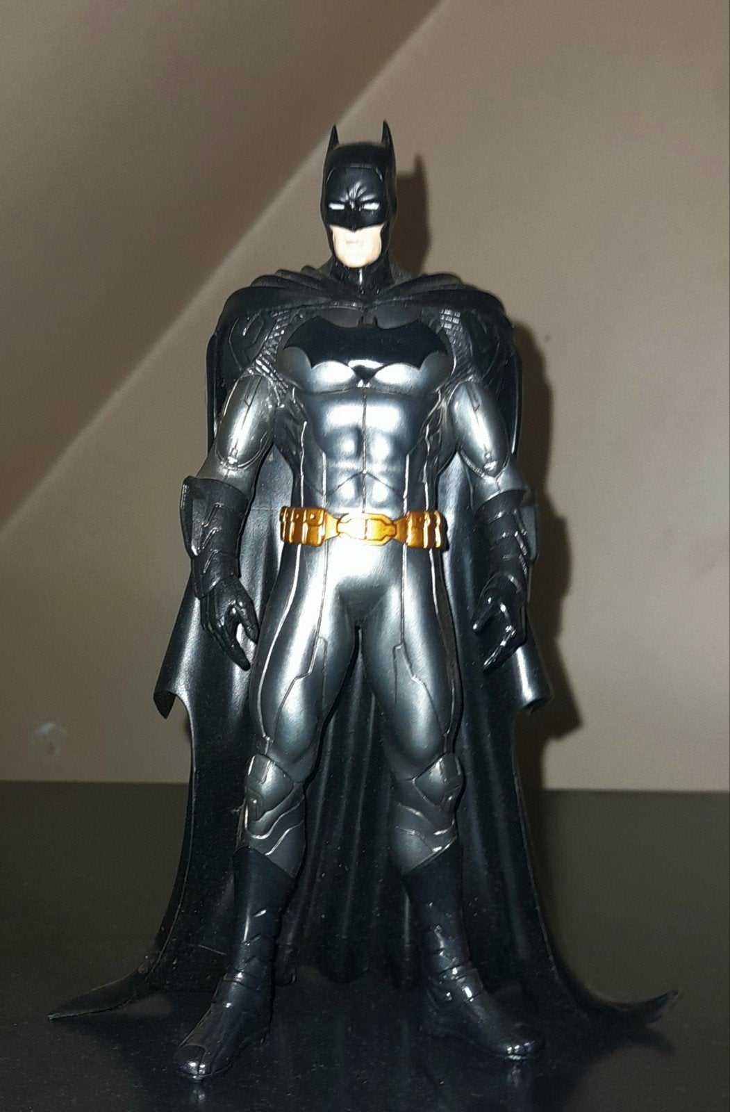 Batman figuur, Ophalen