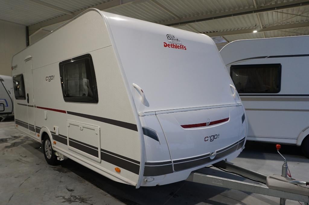 Belle Dethleffs pour 4 pers.avec déménageur, tente d'hiver,, Caravanes & Camping, Caravanes, Grand lit, Entreprise, Dethleffs