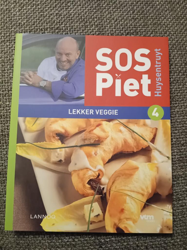 SOS Piet - Lekker veggie, Ophalen of Verzenden, Zo goed als nieuw, Piet Huysentruyt