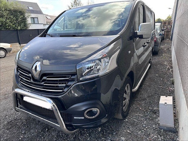 Renault Trafic Dubbel cabine - schadewagen, Voorwielaandrijving, 1596 cc, Stof, Euro 6