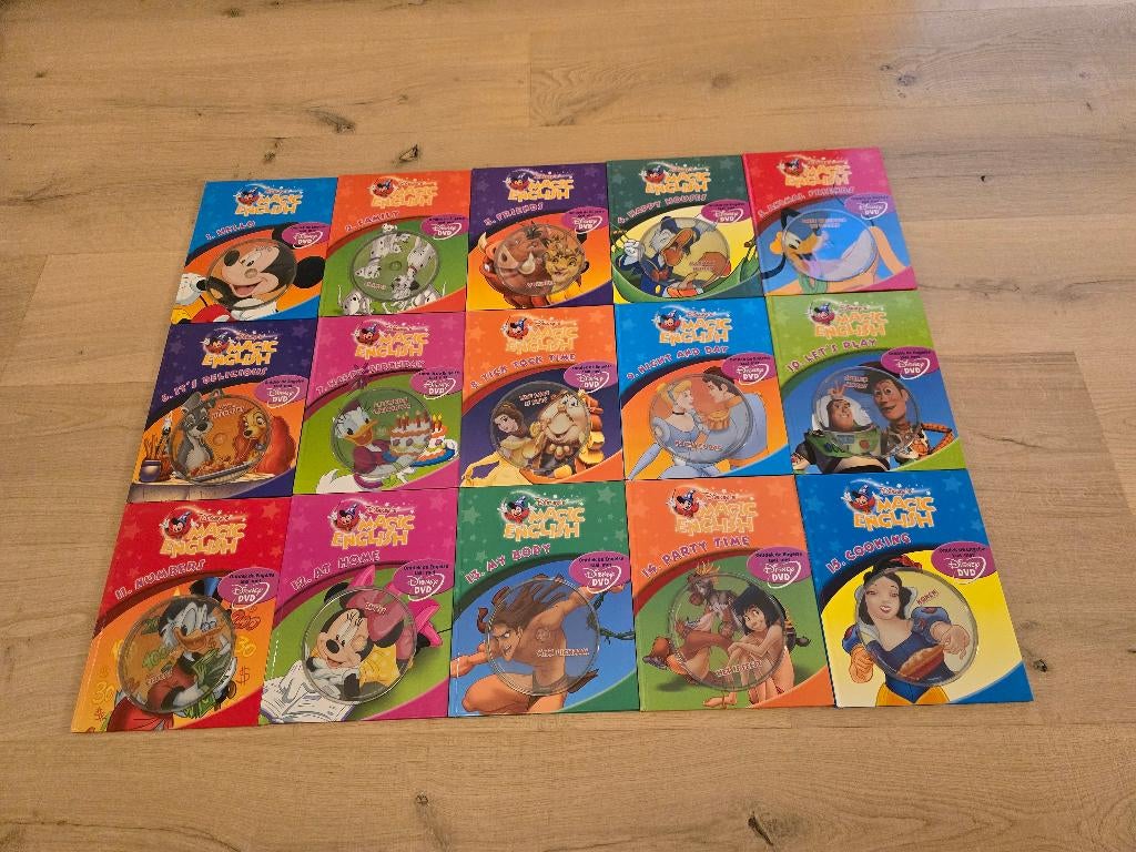 Disneyboekjes Magic English (check nieuwprijs) SPOTGOEDKOOP, Enlèvement, Neuf, Garçon ou Fille