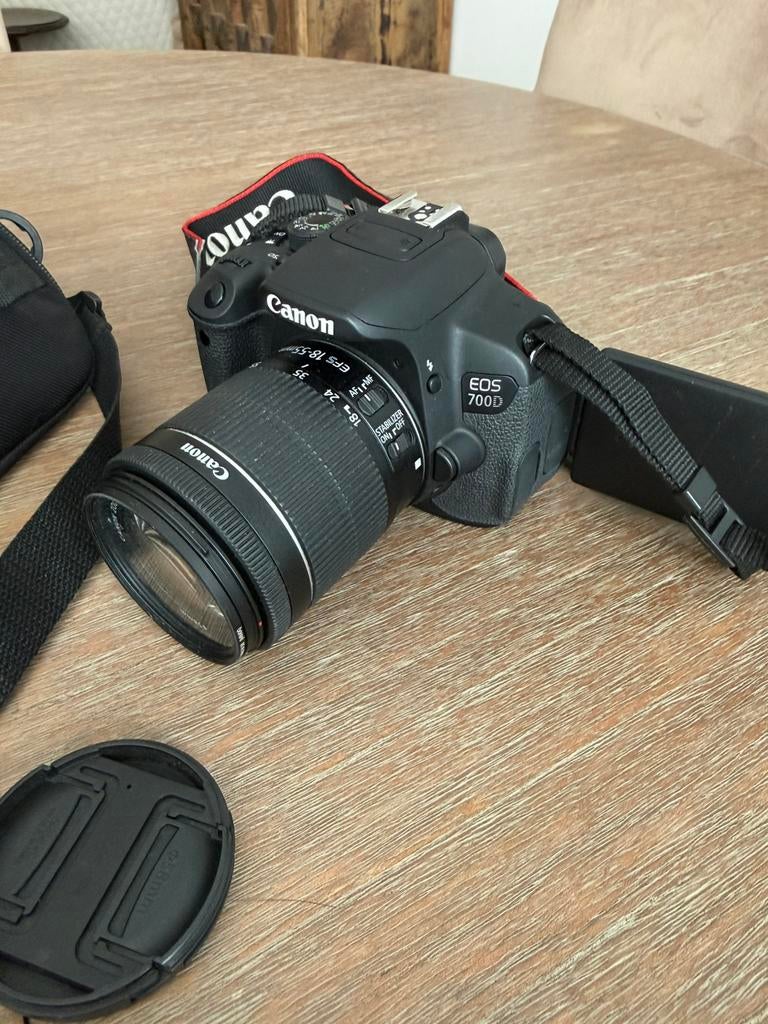 Canon 700D EOS, Audio, Tv en Foto, Fotocamera's Digitaal, Ophalen, Zo goed als nieuw, Canon