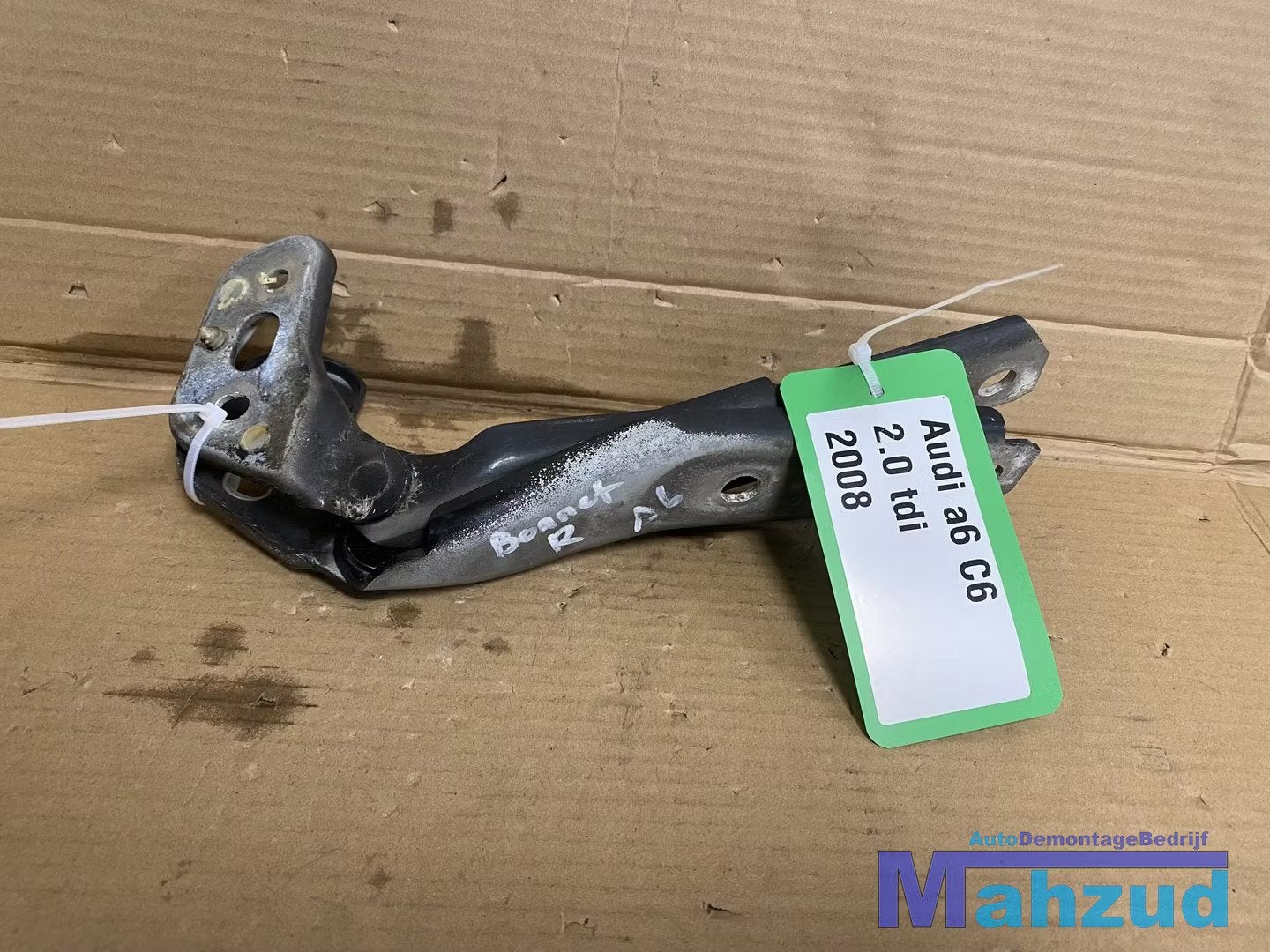 AUDI A6 C6 Motorkap scharnier set 2004-2011, AUDI AG, Auto-Union-Strasse 1
85045  Ingolstadt, DE, Audi, Utilisé