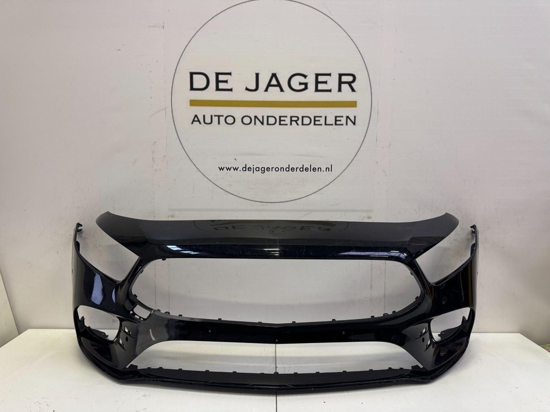 Pare-chocs avant Mercedes Classe A W177 AMG A1778856100 18-, Mercedes-Benz AG, Pare-chocs, Mercedes-Benz, Utilisé