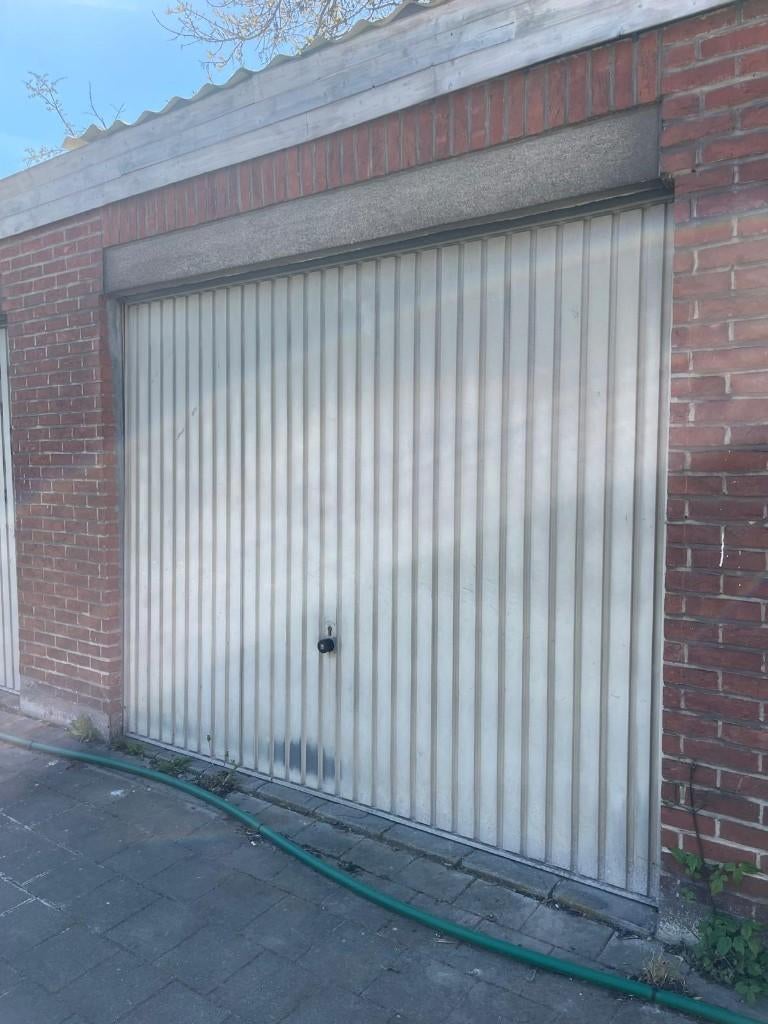 Metalen garagepoort, Doe-het-zelf en Bouw, Ophalen, Gebruikt, 120 cm of meer, Garagedeur