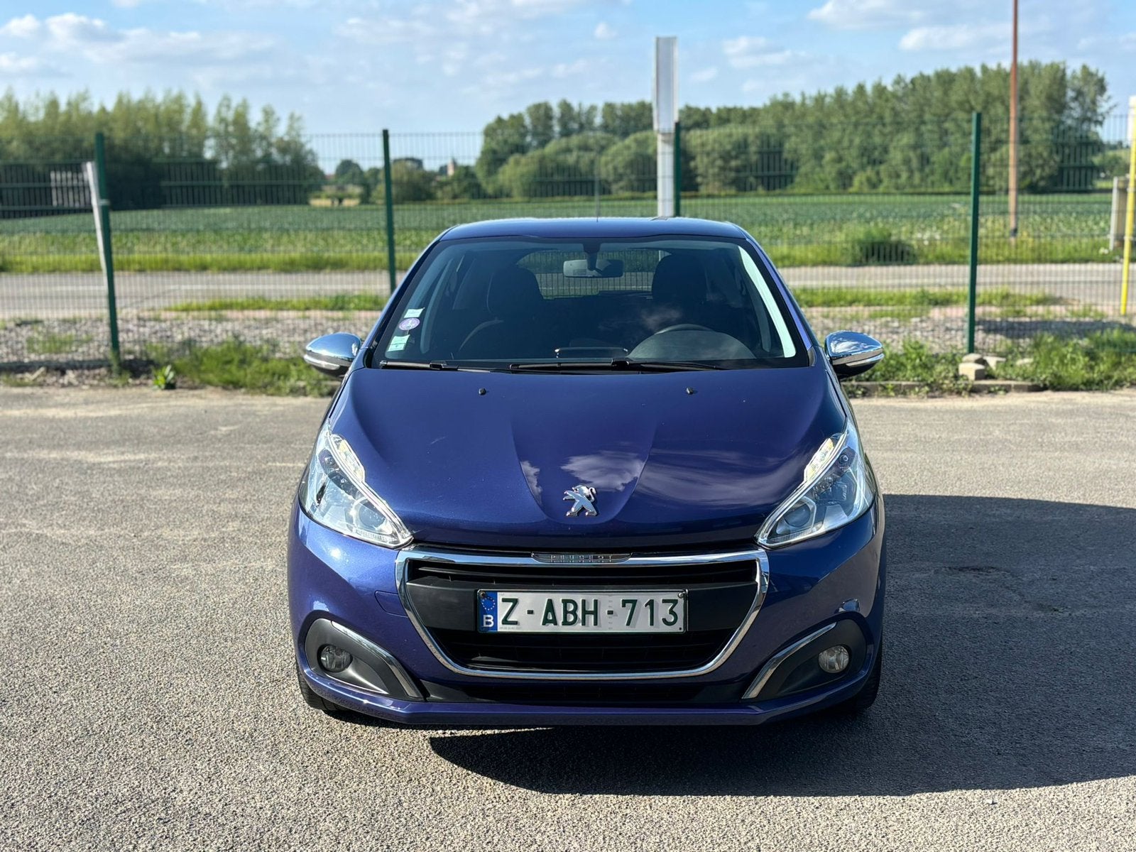 Peugeot 208 1.2 essence euro 6b Gps Airco, Autos, Achat, Entreprise, Boîte manuelle, 1199 cm³