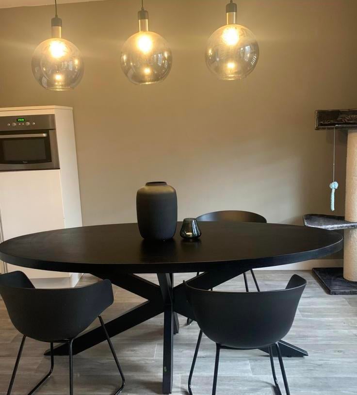 Table à manger ovale en bois de manguier noir 210x100cm, Enlèvement, Comme neuf