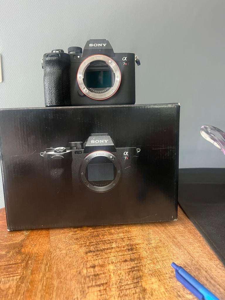 Te koop Sony A7r5 zo goed als nieuw, TV, Hi-fi & Vidéo, Appareils photo numériques, Enlèvement, Comme neuf, Sony