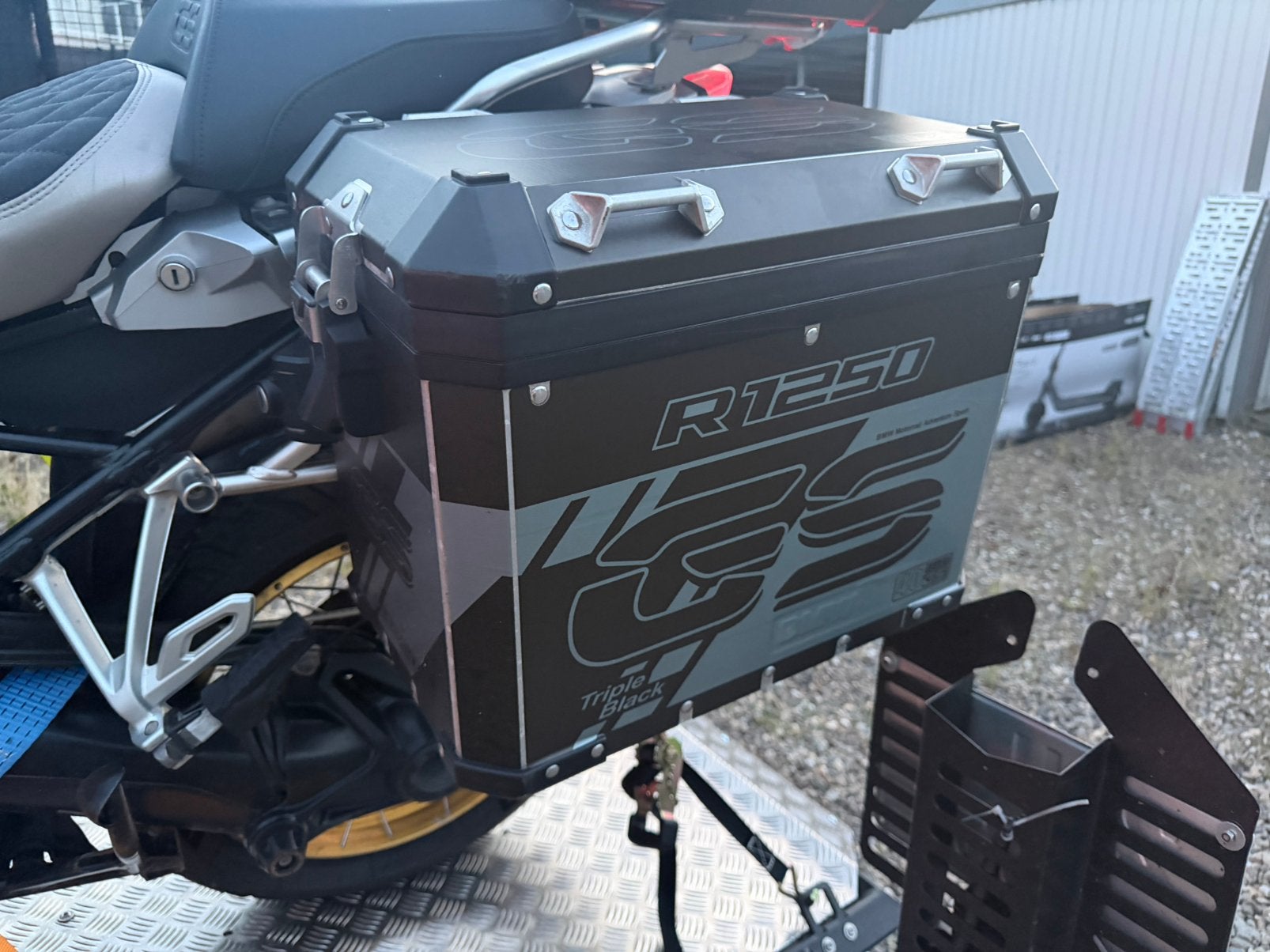 Te koop: Originele BMW R1250 GS Zijkoffers (set), Motoren, Accessoires | Koffers en Tassen, Zo goed als nieuw, Ophalen
