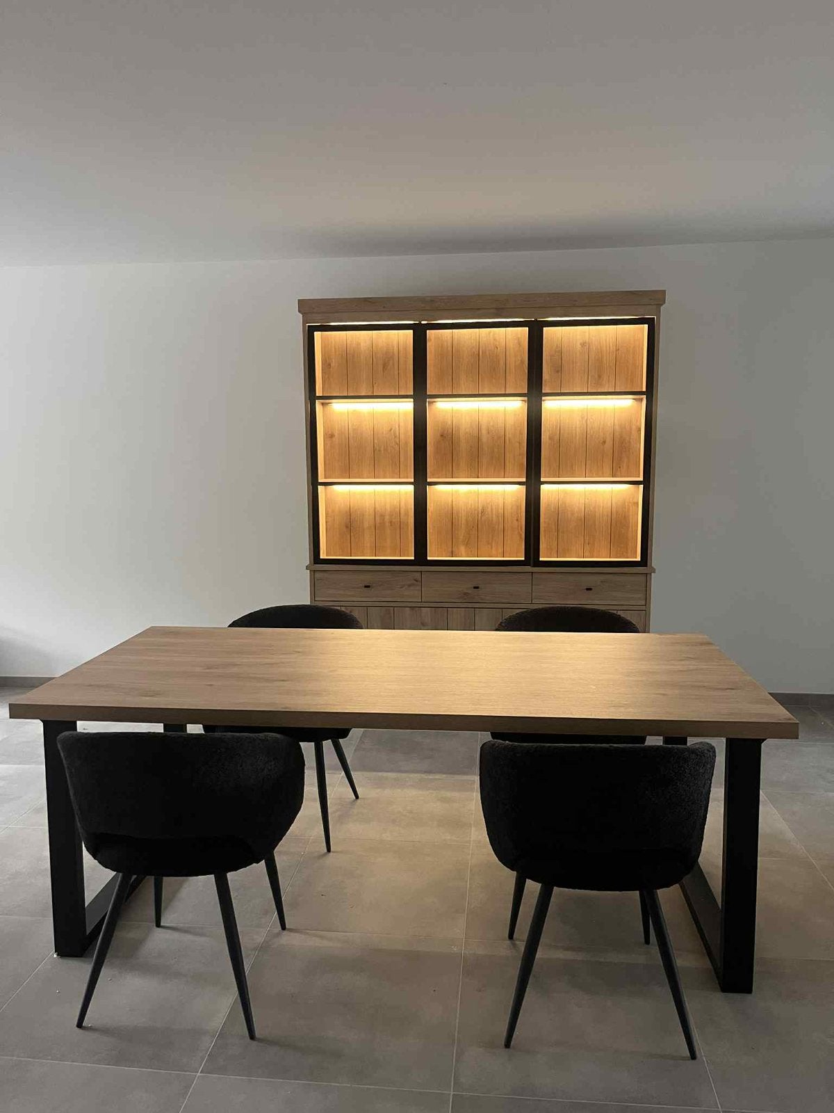 Eettafel met 4 stoelen, Huis en Inrichting, Tafels | Eettafels, Zo goed als nieuw, 50 tot 100 cm, 200 cm of meer, Vier personen