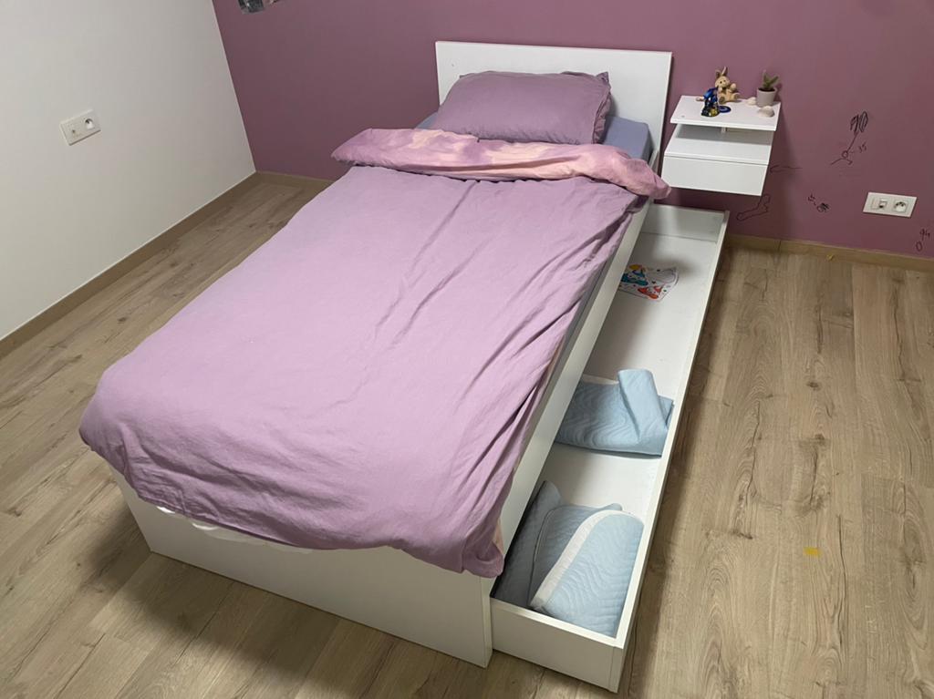 Wit bed 90x200 met opberglade + zwevend nachtkastje, Ophalen, 90 cm, Eenpersoons, Wit