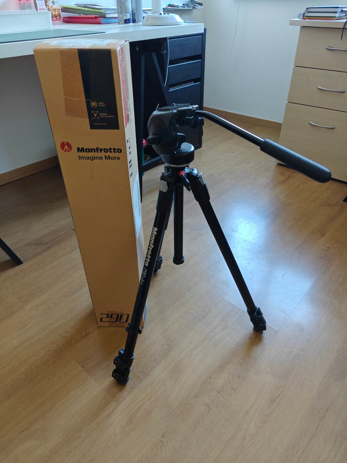 Manfrotto 290 Xtra tripod in perfecte staat, Audio, Tv en Foto, Fotografie | Statieven en Balhoofden, Inclusief draagtas, Zo goed als nieuw