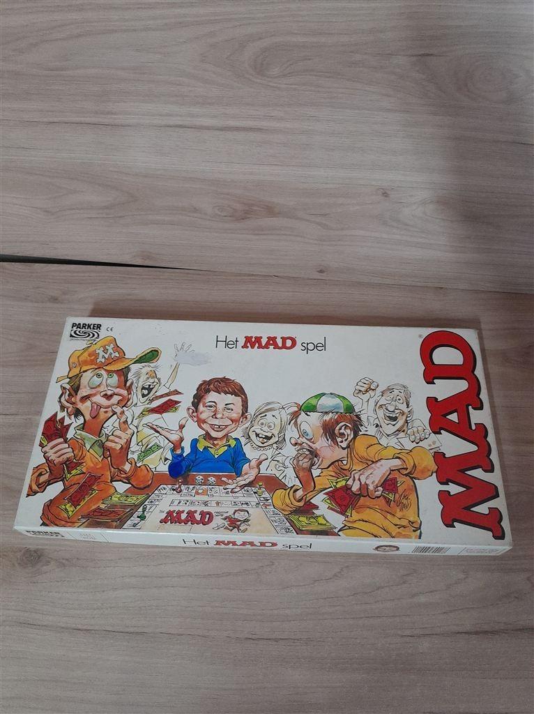 Het mad Spel - parker - s5121, Hobby en Vrije tijd, Gezelschapsspellen | Bordspellen, Verzenden, Zo goed als nieuw