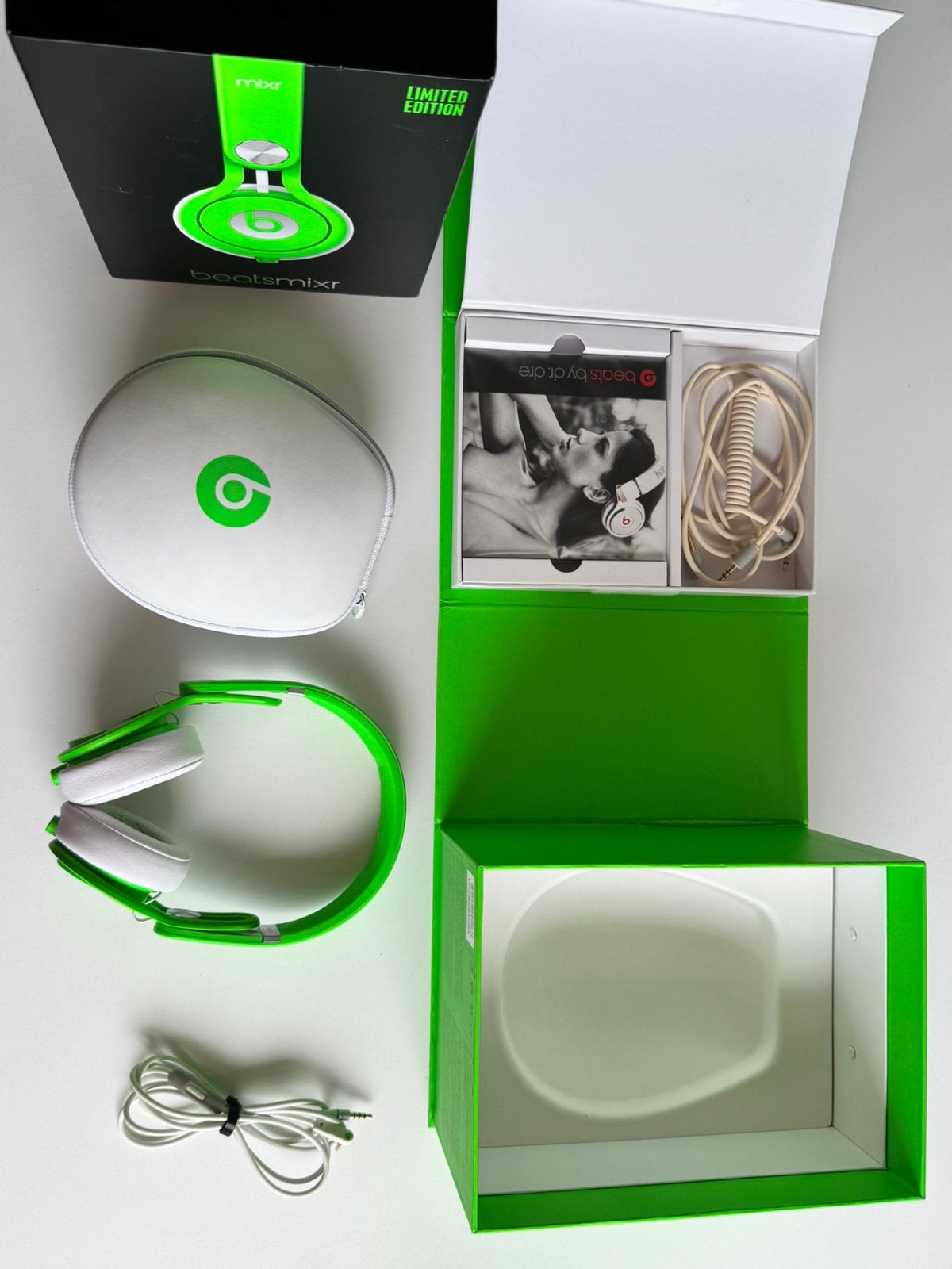 Beats Mixr Neon Green Limited Edition: originele doos & case, Ophalen of Verzenden, Zo goed als nieuw, Bedraad