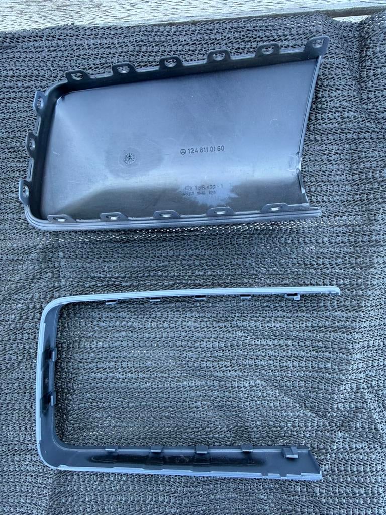 A1248110160 linker spiegelkap behuizing Mercedes W124, Auto-onderdelen, Spiegels, Ophalen, Mercedes-Benz