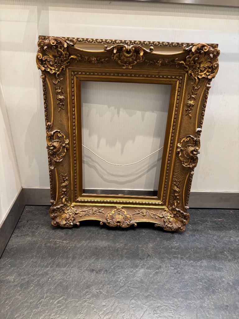 Cadre tableau doré ancien, Enlèvement