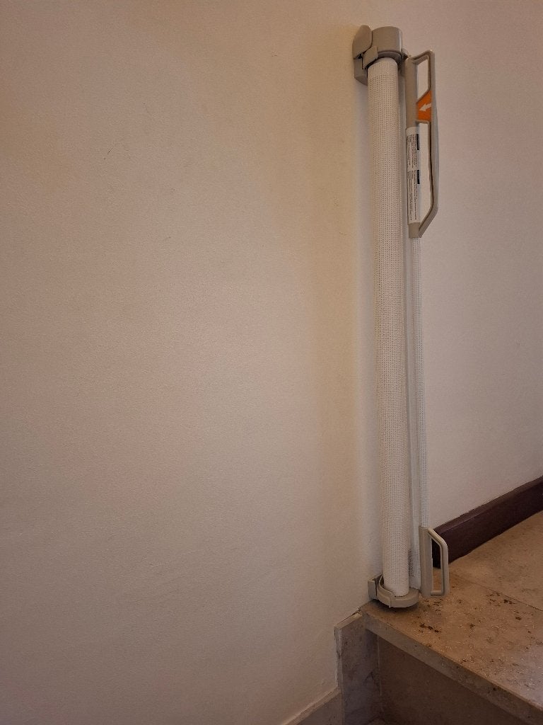 traphekje Quax oprolbaar, Kinderen en Baby's, Traphekjes, Ophalen, Zo goed als nieuw, 115 cm of meer, Oprolhekje
