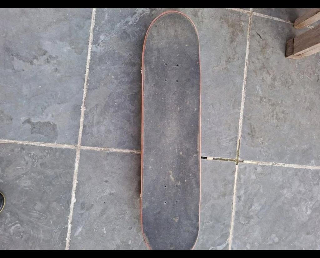 Skateboard, nieuwprijs:€100, vraagprijs:€20, Ophalen, Skateboard