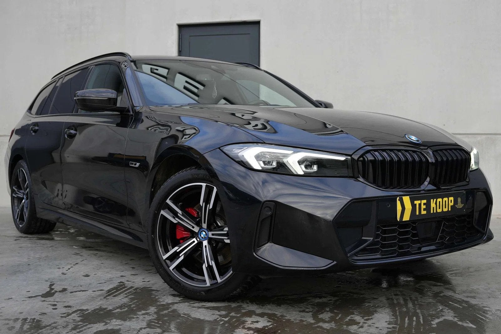 BMW 3 Serie 330 PHEV xDrive Touring M Sport | Facelift | Tre, Auto's, Automaat, 1998 cc, Gebruikt, Zwart