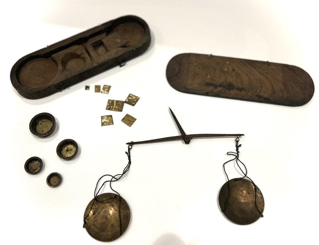 18de eeuws juwelen diamant goud weegschaal balans, Antiek en Kunst, Ophalen of Verzenden