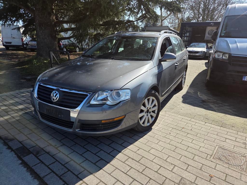 Vw Passat variant 1.6i benzine lez free, Auto's, Volkswagen, Voorwielaandrijving, 75 kW, Stof, 1599 cc