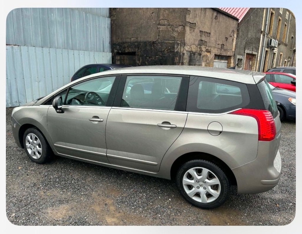 Peugeot 5008 2010 – 78 000 km – Moteur HS, Autos, Peugeot, Achat, Boîte manuelle, 5 portes, Diesel