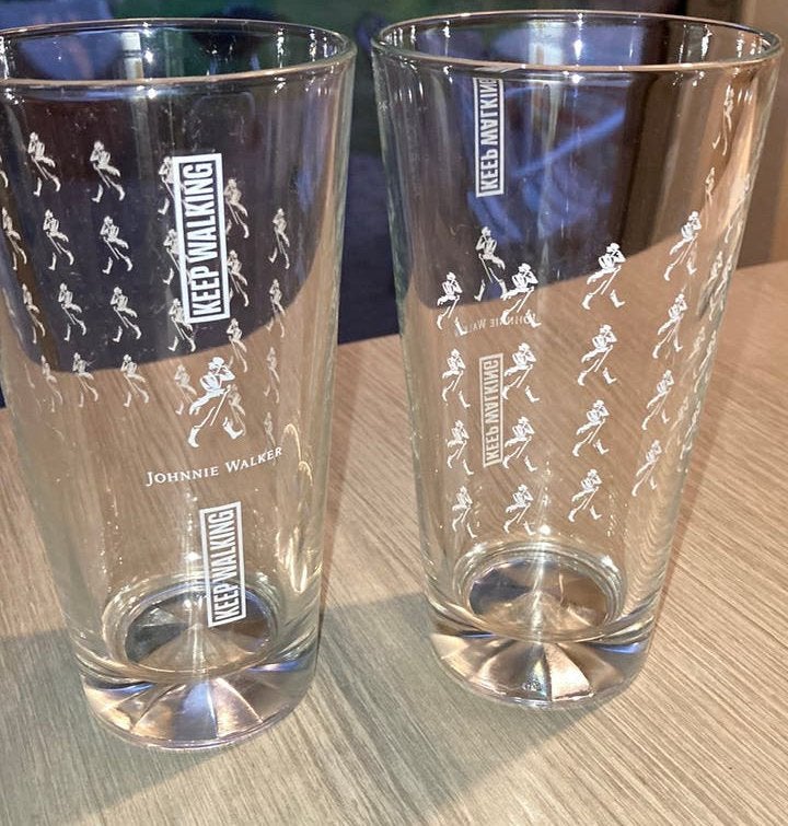 2 Johnnie Walker glazen, Ophalen of Verzenden, Zo goed als nieuw