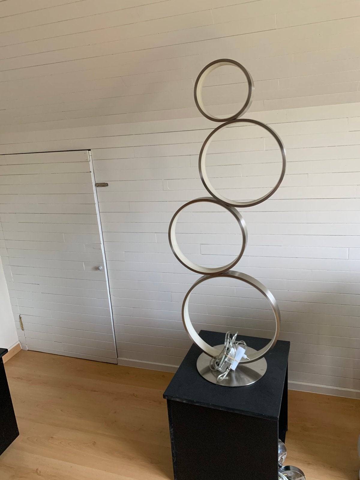 Lampe sur pied, Enlèvement, Comme neuf