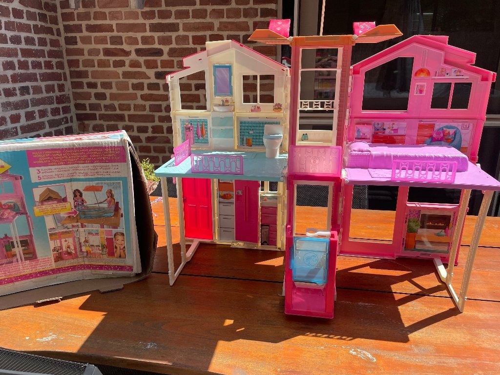 Barbiehuis, Enfants & Bébés, Jouets | Poupées, Enlèvement, Comme neuf, Barbie