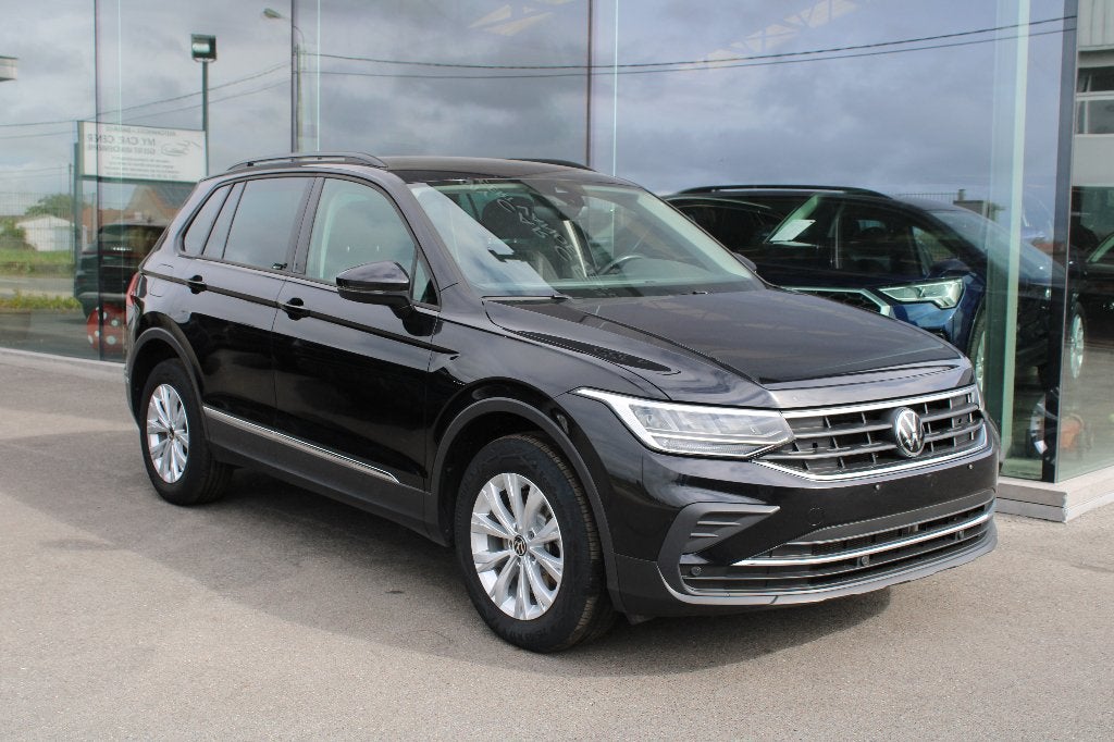 VOLKSWAGEN TIGUAN 1.4e HYBRID DSG - DE NOMBREUSES OPTIONS, Autos, 1395 cm³, Entreprise, 35 g/km, Entretenue par le concessionnaire