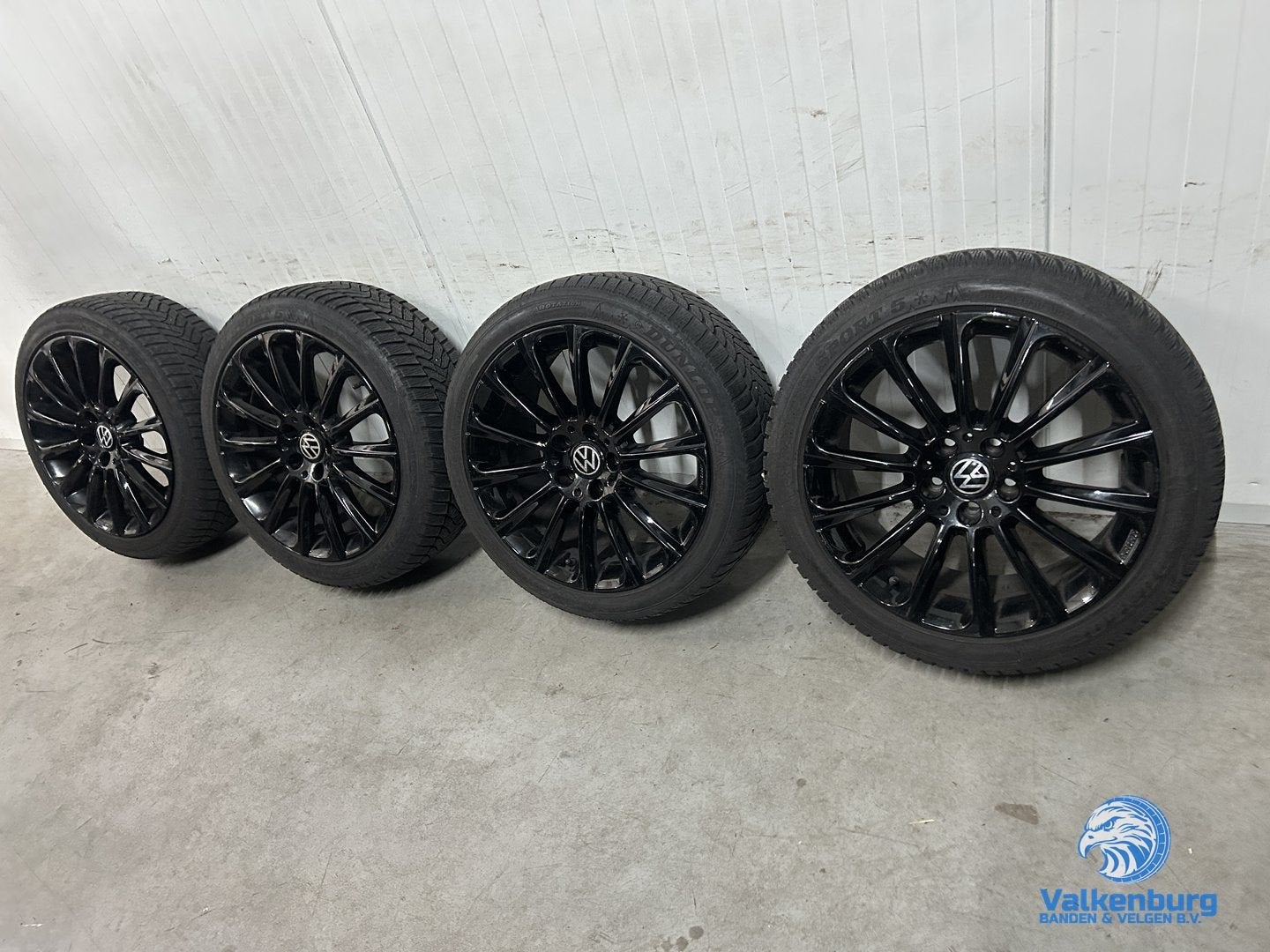 6-7mm! VW Caddy Passat 18 inch zwarte velgen 5x112 winterban, Autos : Pièces & Accessoires, Pneus & Jantes, Pneus et Jantes, Pneus hiver