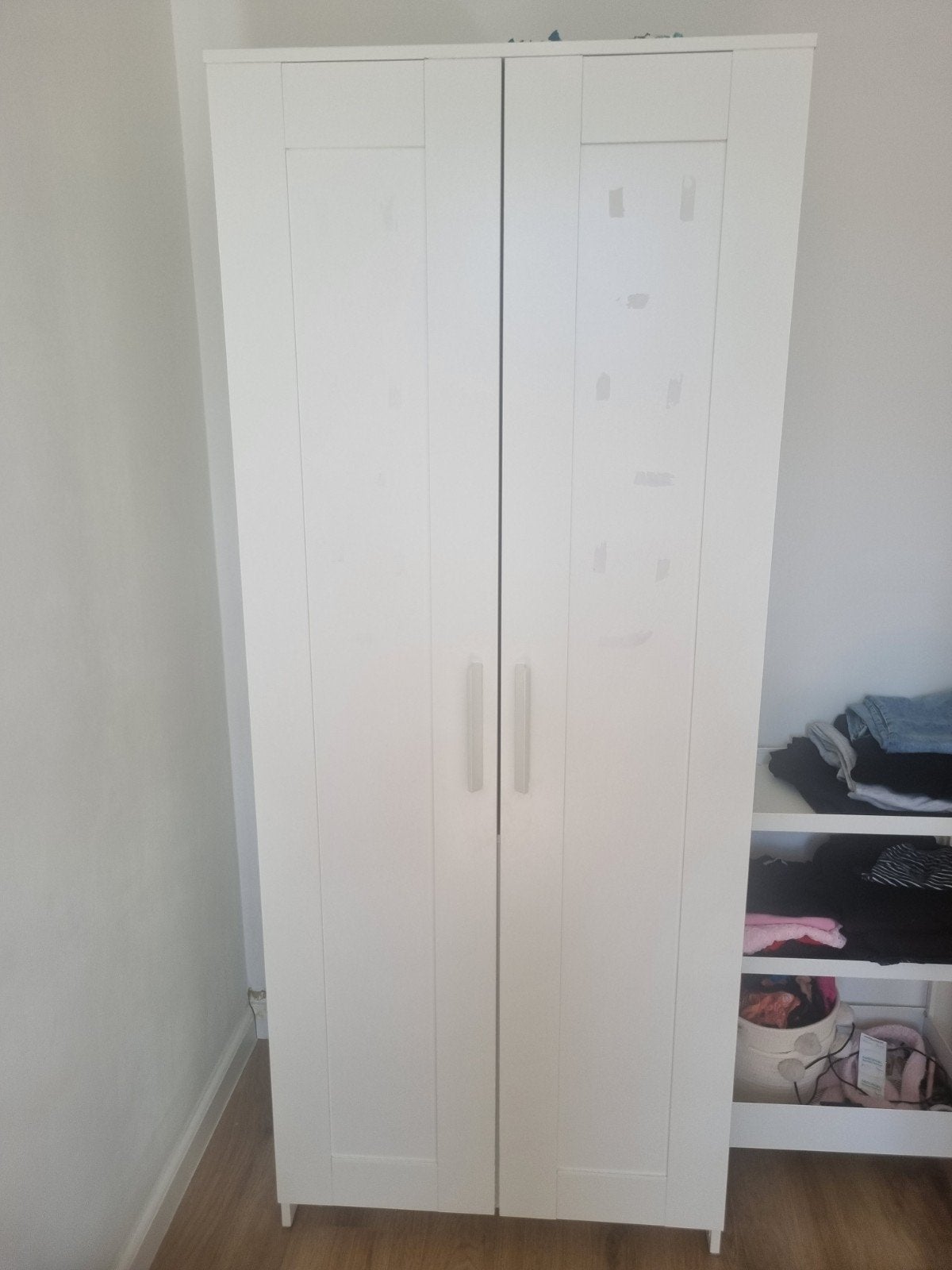 Ikea kledingkast Brimnes, Enlèvement