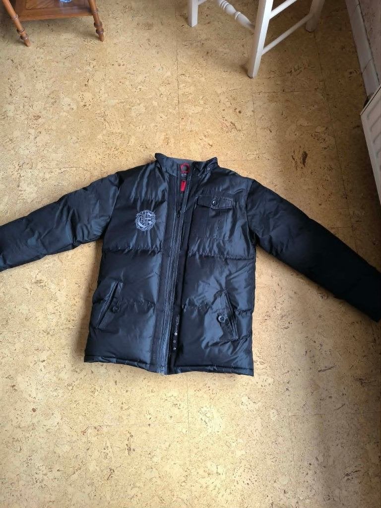 2 winter jassen, Ophalen of Verzenden, Zo goed als nieuw, Overige maten, Zwart